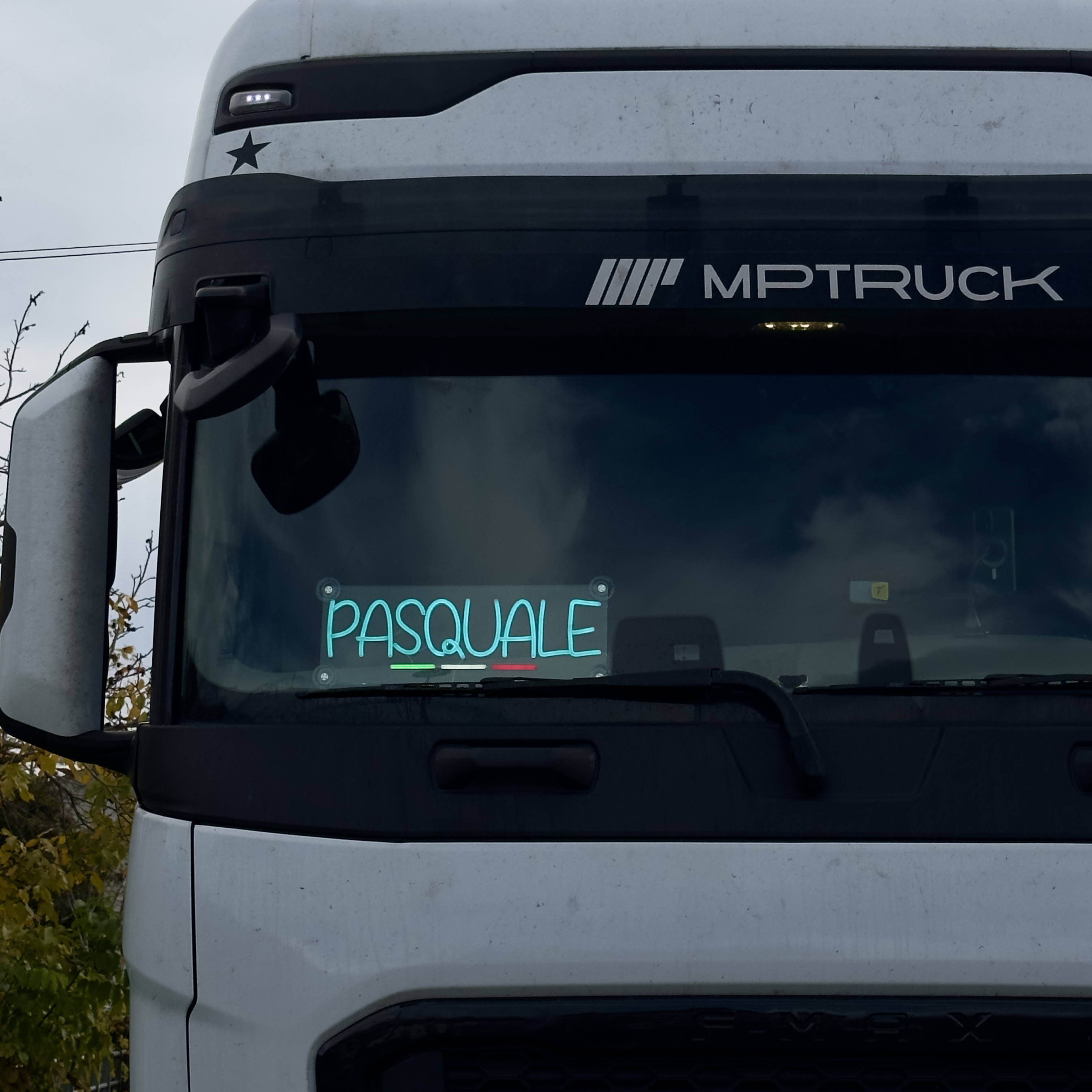 Esempio scritta camion